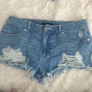 FESTIVAL JEAN SHORTS